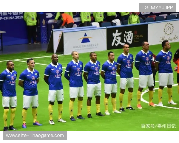 足球传奇穿越时空与历史巨星对决打造梦幻阵容争锋天下